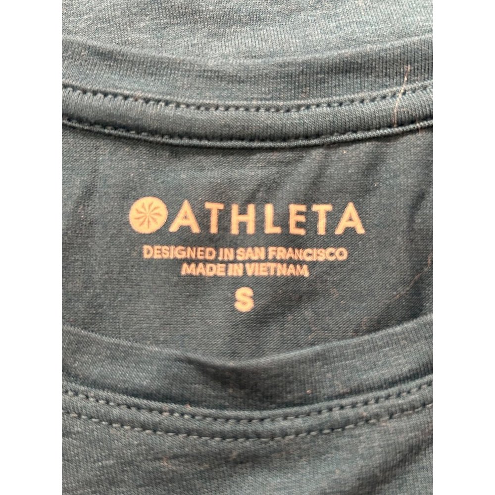 Athleta Womens Size Small Tank Shirt Sleeveless BlueGreen Activewearā Training